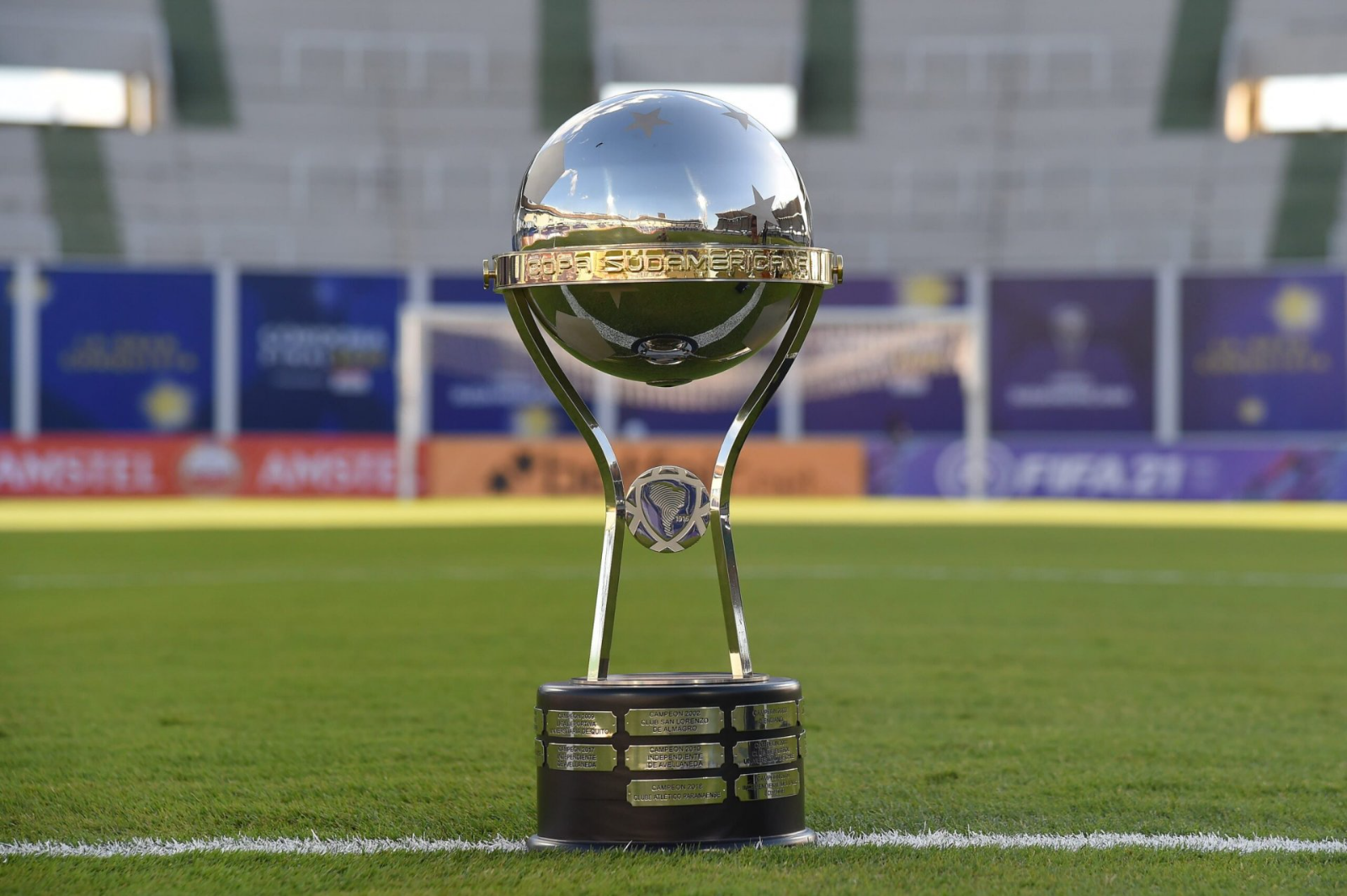 La Conmebol reafirmó que la final de la Sudamericana se jugará en el Tahuichi