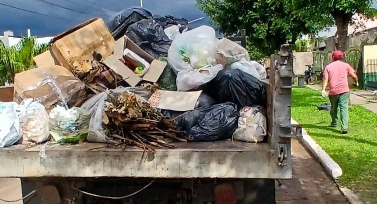 Santa Lucía avanza con tareas de limpieza y recolección en distintos barrios