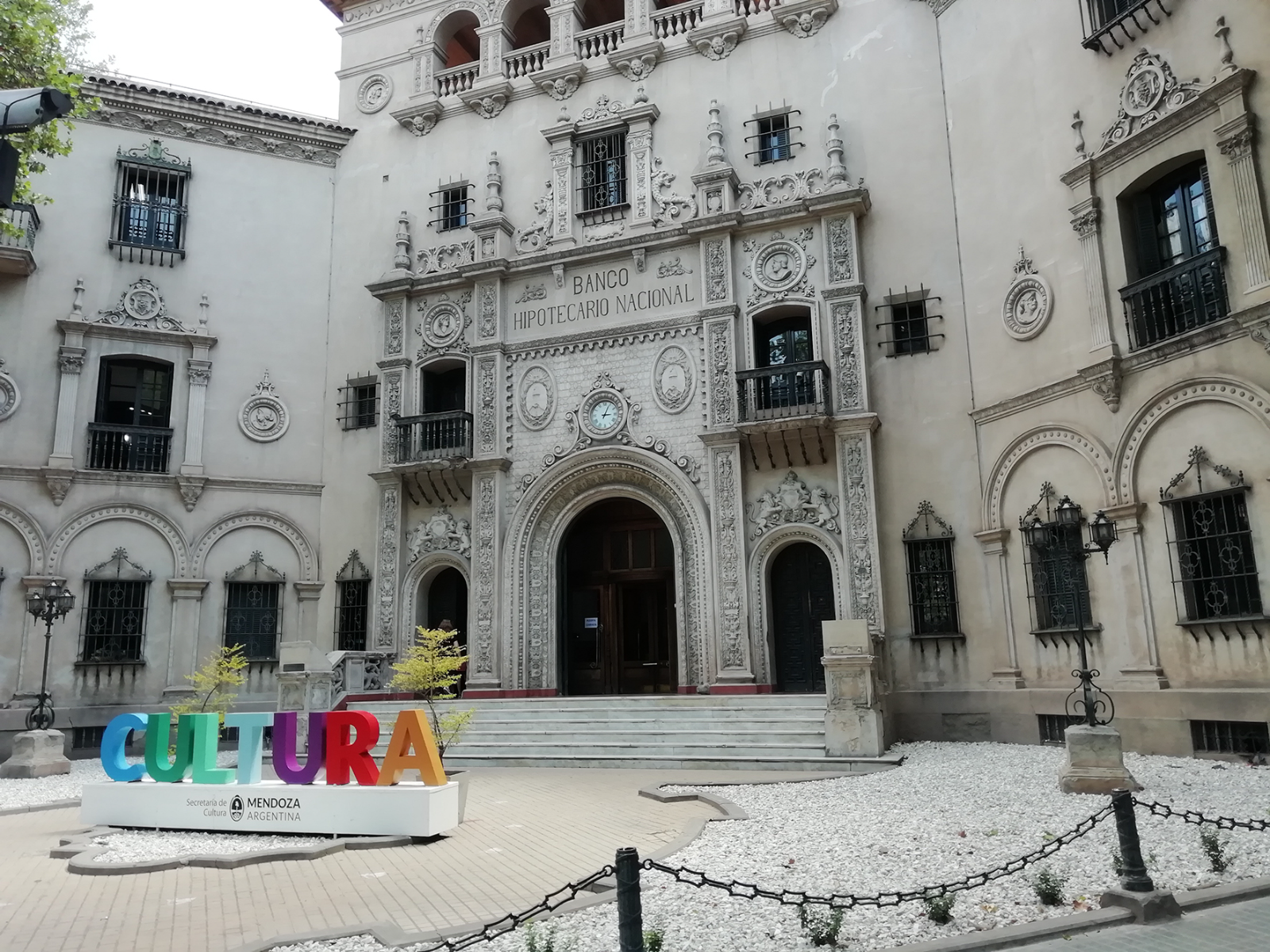Mendoza invita a participar del Certamen Literario Vendimia 2026 con seis categorías
