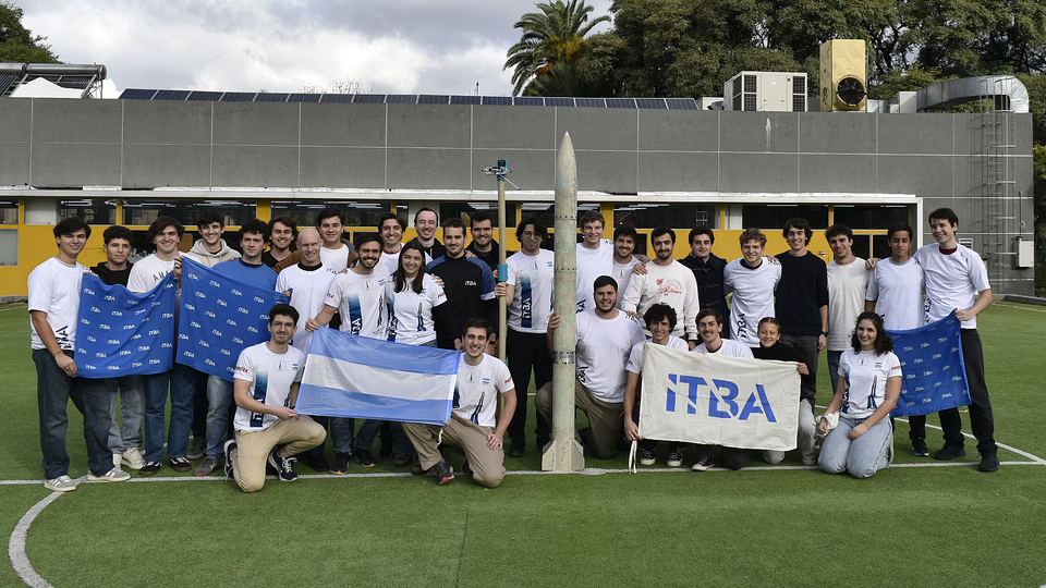 Estudiantes argentinos competirán en Estados Unidos con un cohete supersónico
