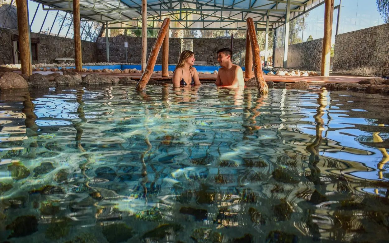 La Rioja: las Termas de Santa Teresita atraen turistas en el norte riojano