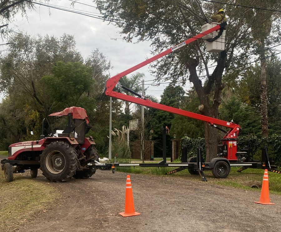Con nuevo equipamiento, la Comuna avanza con el Plan de Poda 2026
