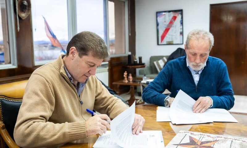Tierra del Fuego impulsa inversiones acuícolas con un acuerdo junto a una firma argentino canadiense