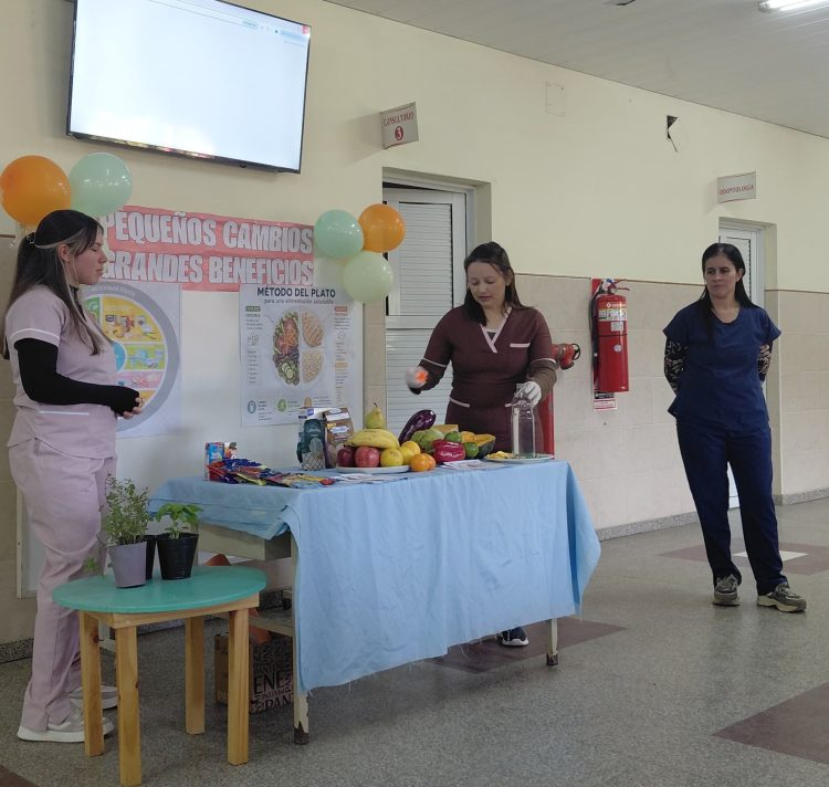 Impulsan alimentación saludable en el centro de salud María Luisa Espinoza