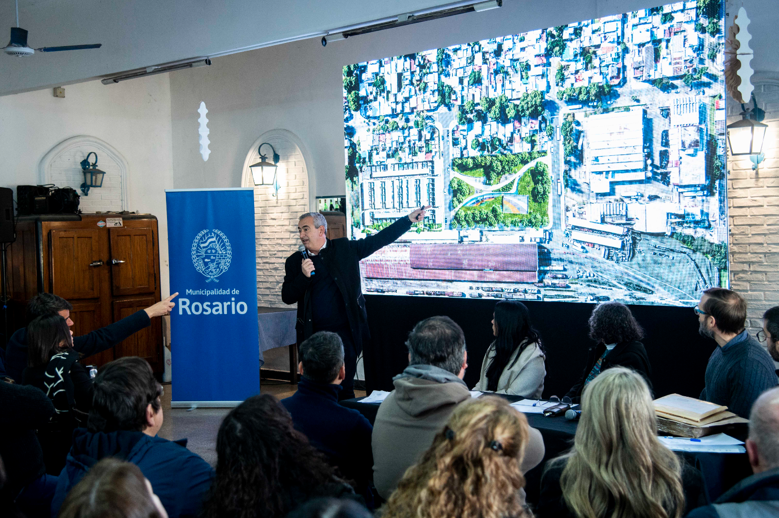 El municipio convierte un antiguo sector del barrio Industrial en parque público
