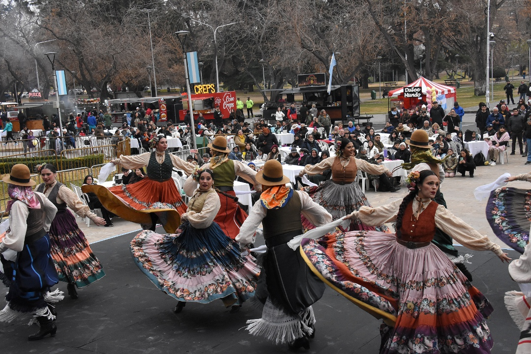 Mendoza celebra el 9 de Julio con una gran Peña de la Independencia en Godoy Cruz