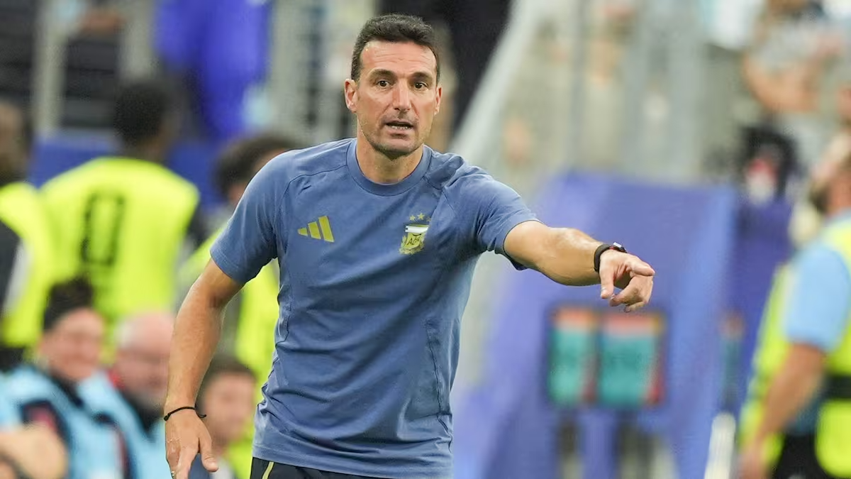 Scaloni define el equipo de Argentina: las dudas que persisten antes del duelo con Cabo Verde