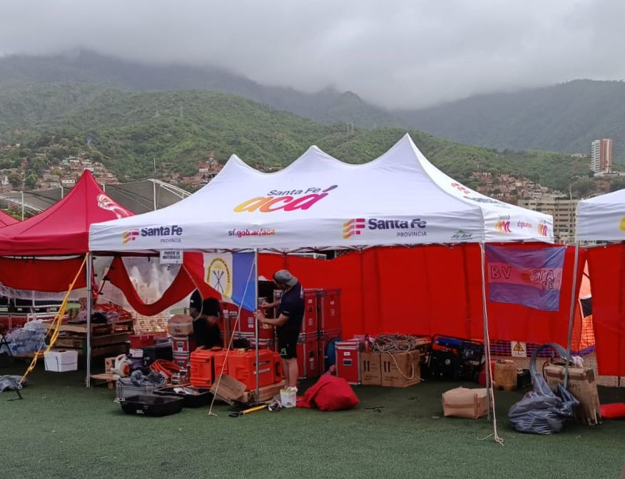 La brigada USAR de Santa Fe ya trabaja en las zonas más afectadas por los terremotos en Venezuela