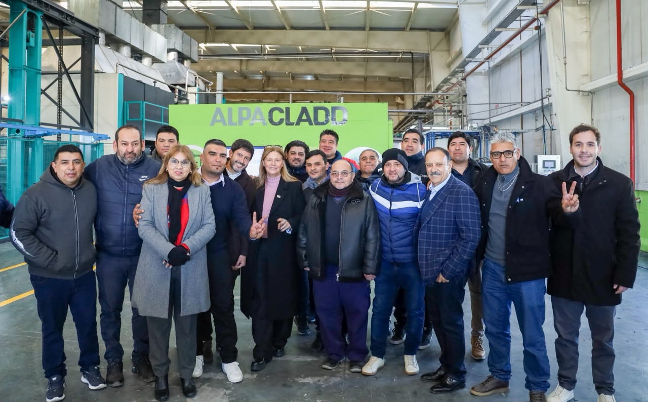 Quintela anunció 2 nuevas plantas industriales en La Rioja y defendió el rol del Estado