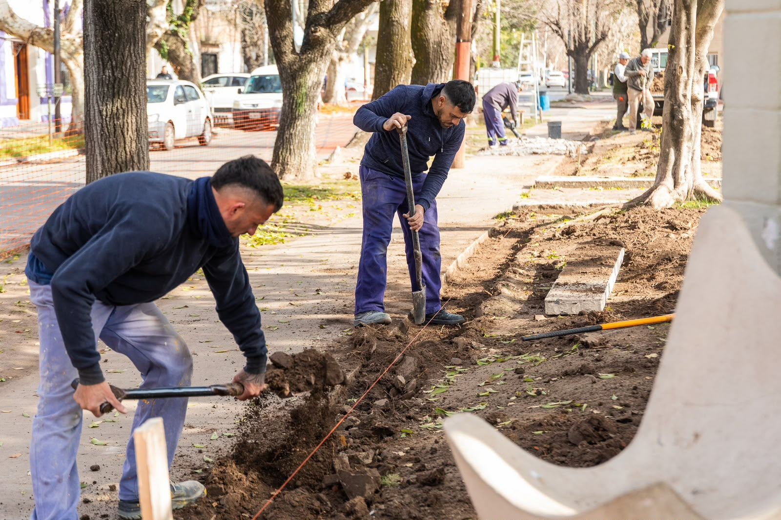 Lanús Gobierno inició la obra de puesta en valor de la plaza José Hernández en Remedios de Escalada