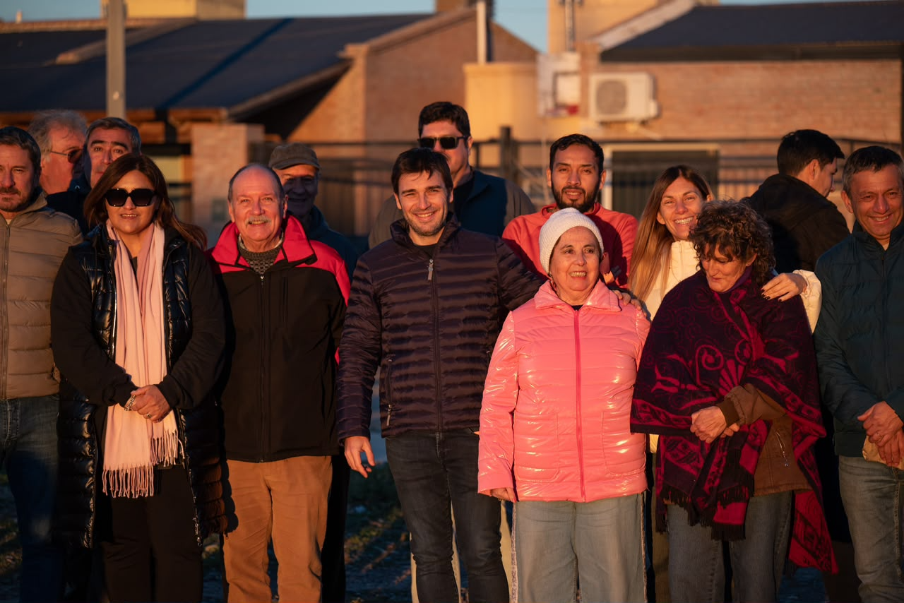 Torres y Merino anunciaron una nueva plaza para recuperar un histórico espacio abandonado en Trelew
