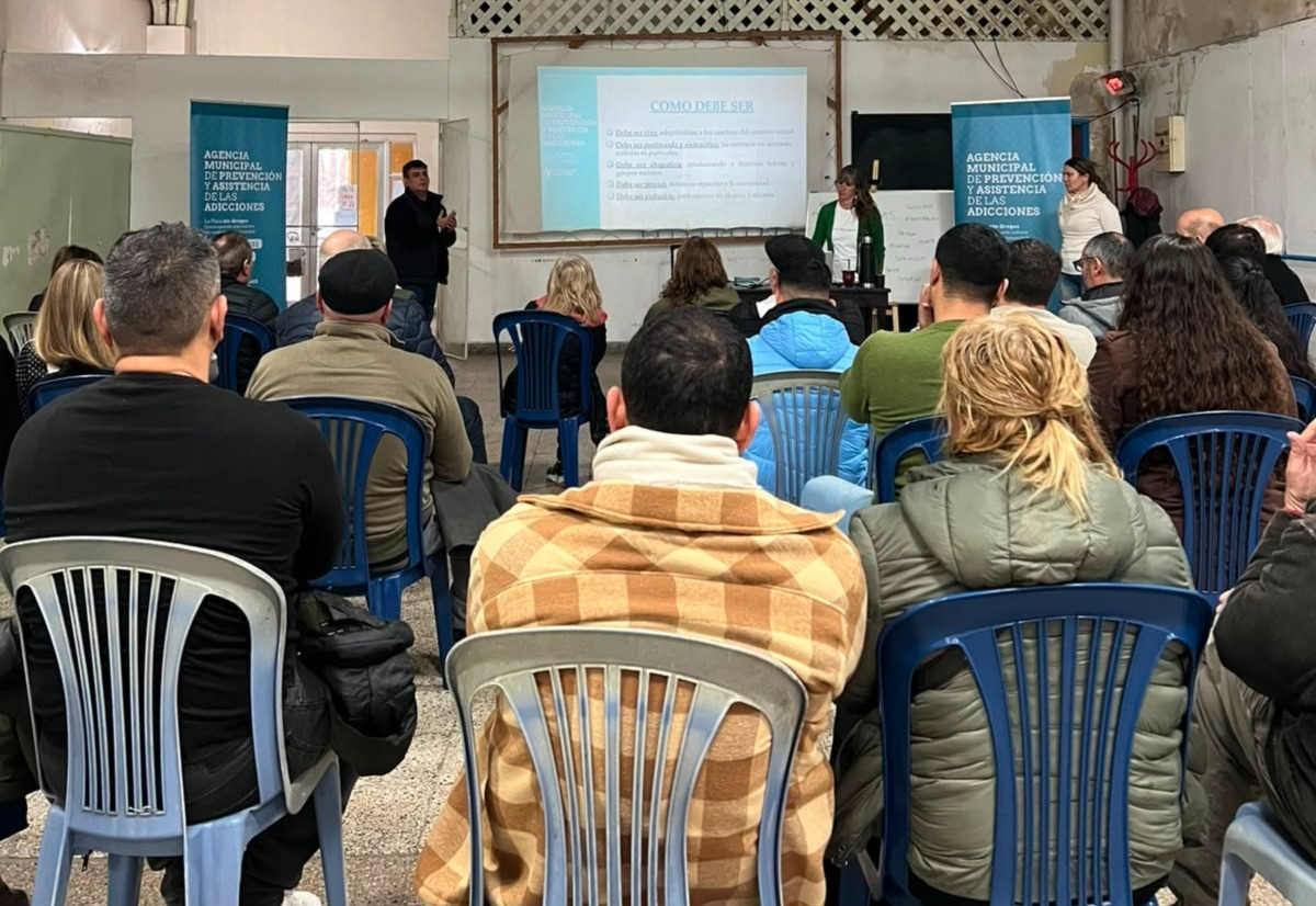 La Plata fortalece la prevención de adicciones con clubes e instituciones barriales